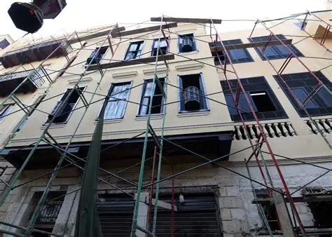 ترميم واجهة عمارة